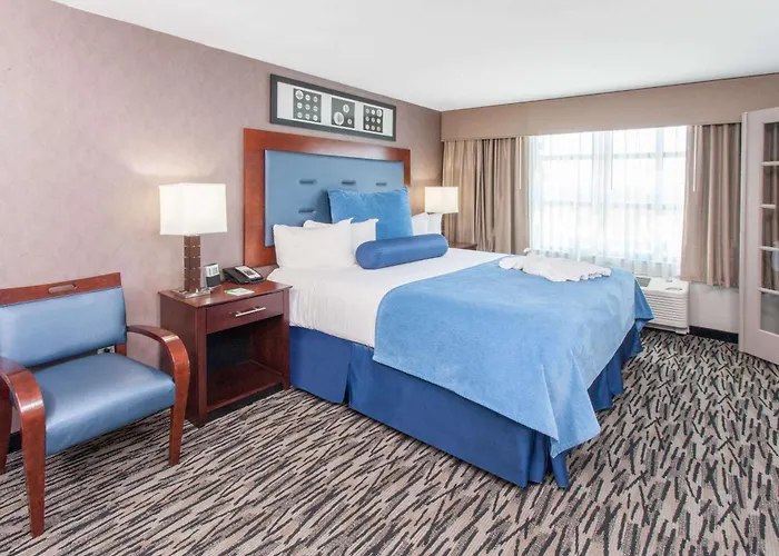 Wyndham Garden - O'hare Hotel 3*