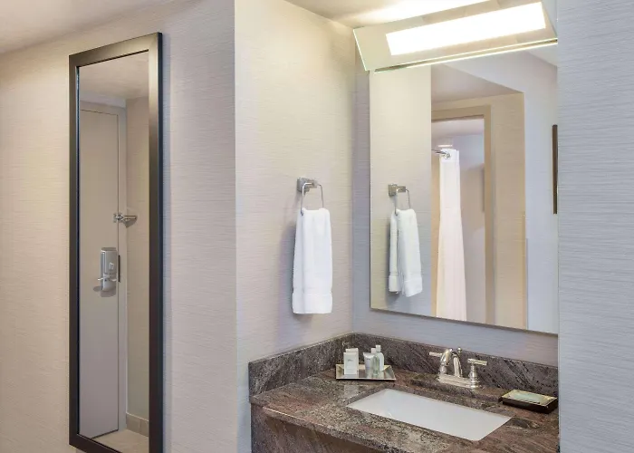 Wyndham Garden - O'hare Elk Grove Village