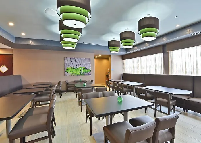 Wyndham Garden - O'hare Elk Grove Village