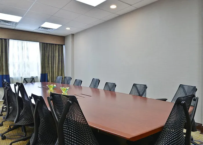 Wyndham Garden - O'hare Hotel Elk Grove Village
